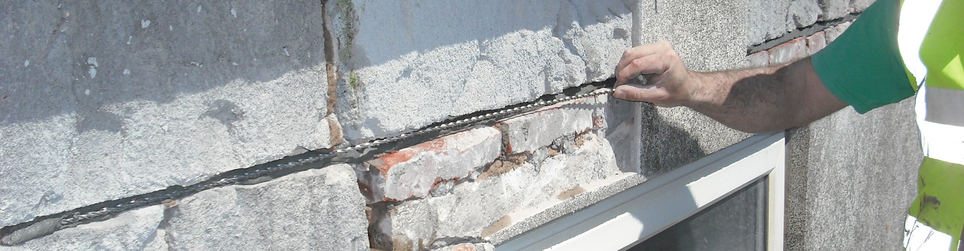 CRACK STITCHING WITH HELLIBARS IN GROUT